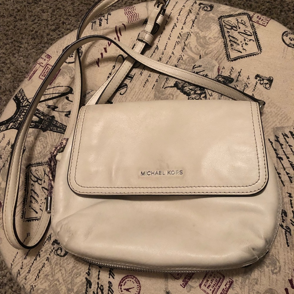 MICHAEL KORS CROSSBODY! 🎉🎊🎉🎊